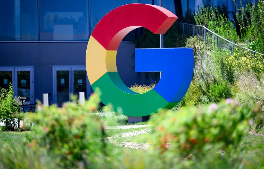 Alphabet registra lucro de US$ 28,2 bilhões e supera expectativas no trimestre