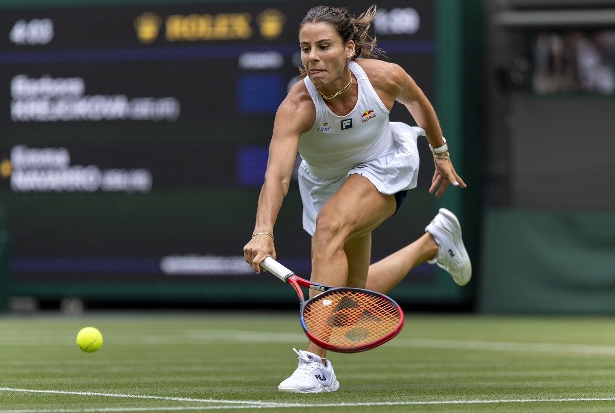 Navarro supera Krejcikova e avança nas oitavas de final do torneio