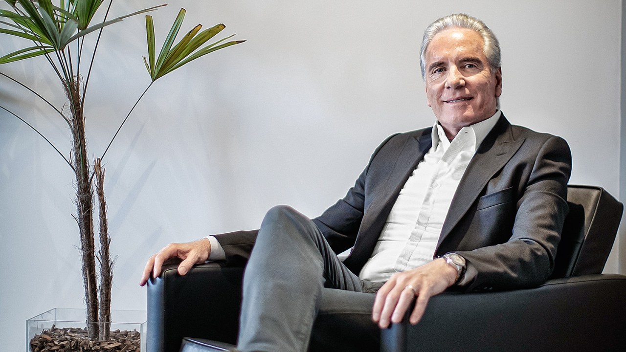 Roberto Justus critica professor da UFRJ e gera polêmica nas redes sociais
