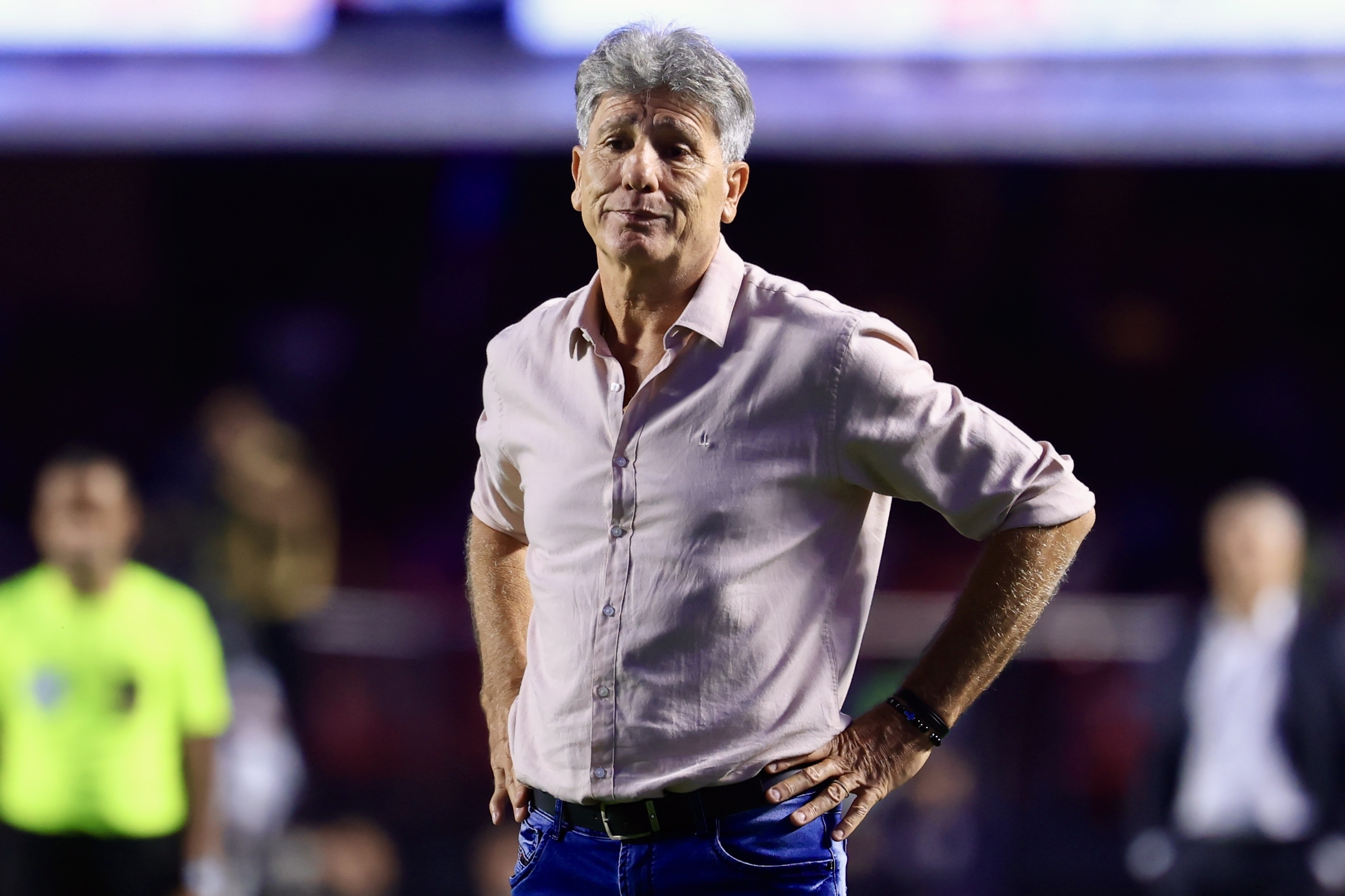 Léo Jardim é expulso e Hulk conversa com Filipe Luís em destaque nos virais