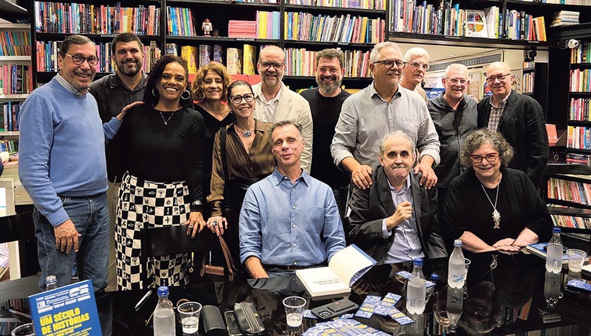 Livro celebra 100 anos de histórias do GLOBO e do Brasil com lançamento no Rio