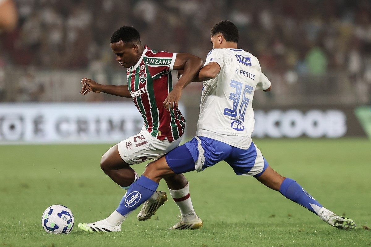 Fluminense sofre derrota para o Cruzeiro e não consegue reverter o placar