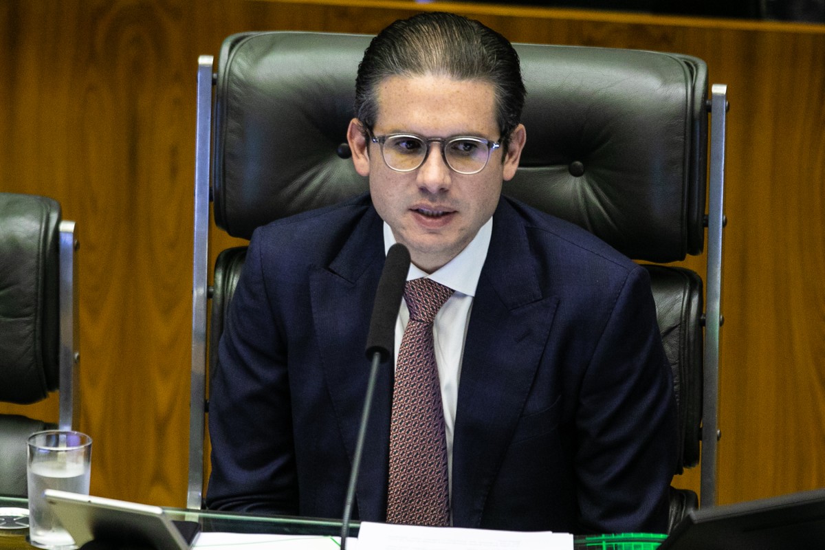 Comissão especial é formada para analisar PEC da Segurança, anuncia Hugo Motta