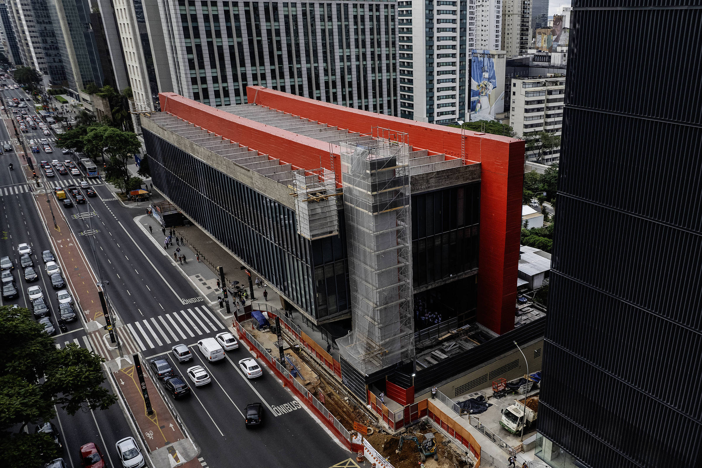 Masp oferece entrada gratuita e horário estendido no dia 9 de julho