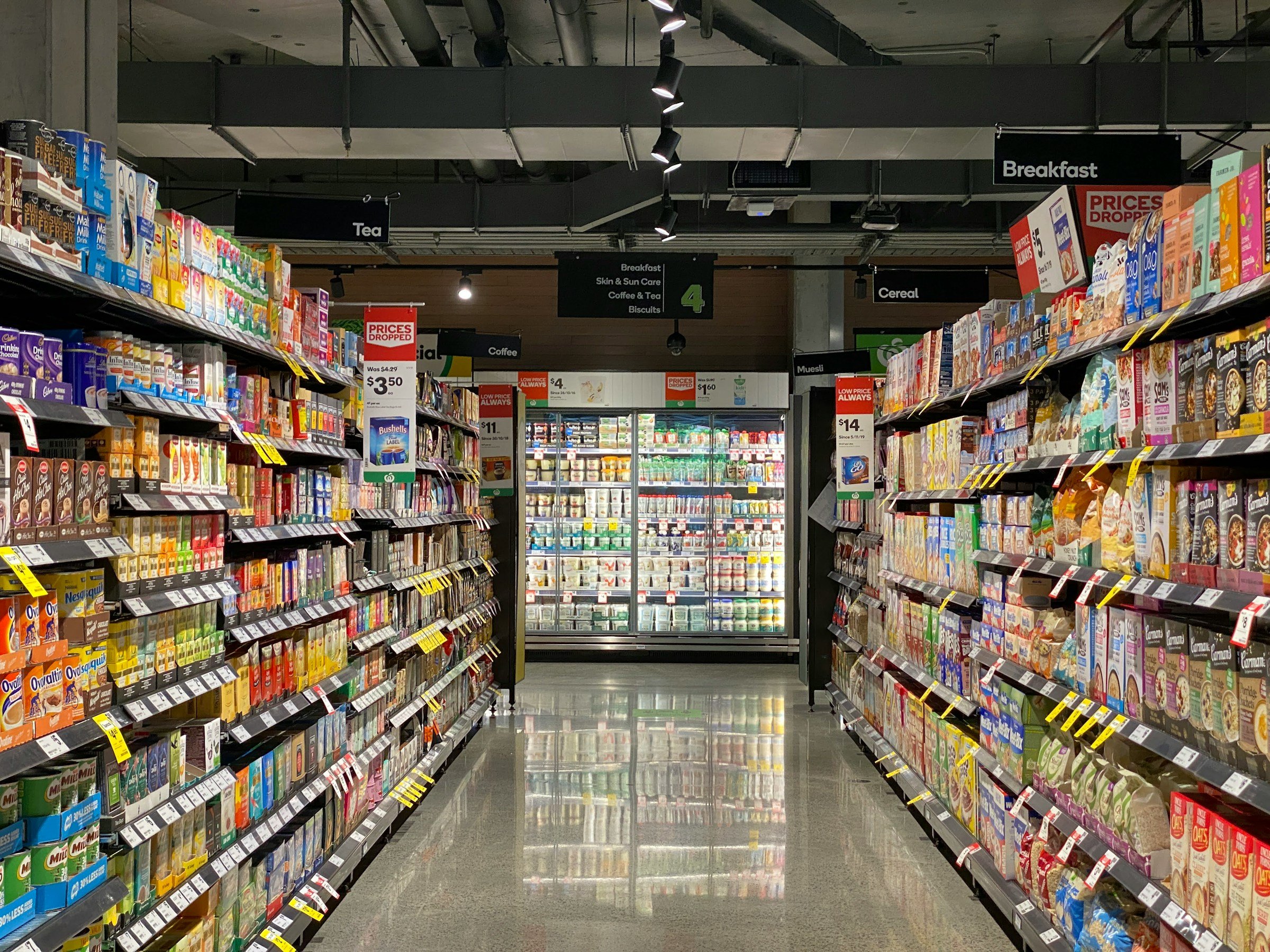 Inflação nos EUA sobe para 0,3% em junho com aumento nos preços de alimentos e energia