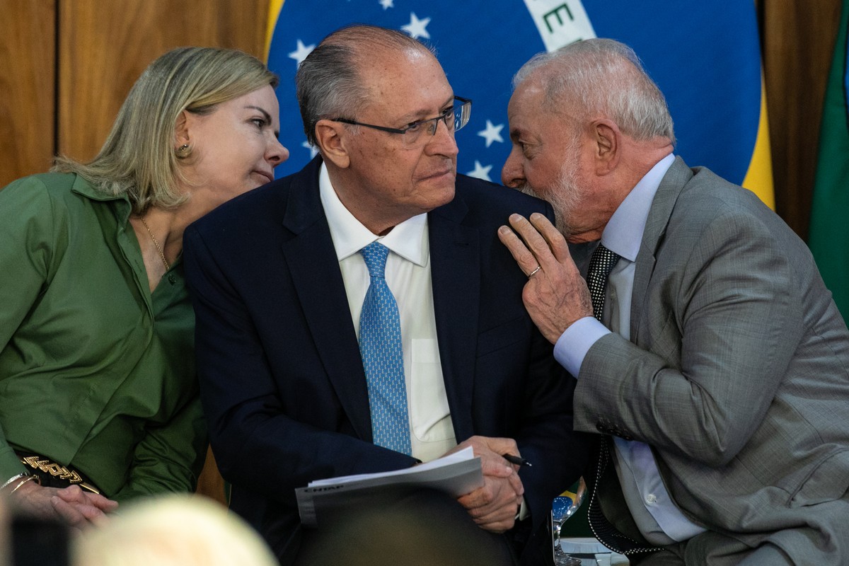 Planalto aposta em defesa da soberania enquanto Lula ganha popularidade com Trump
