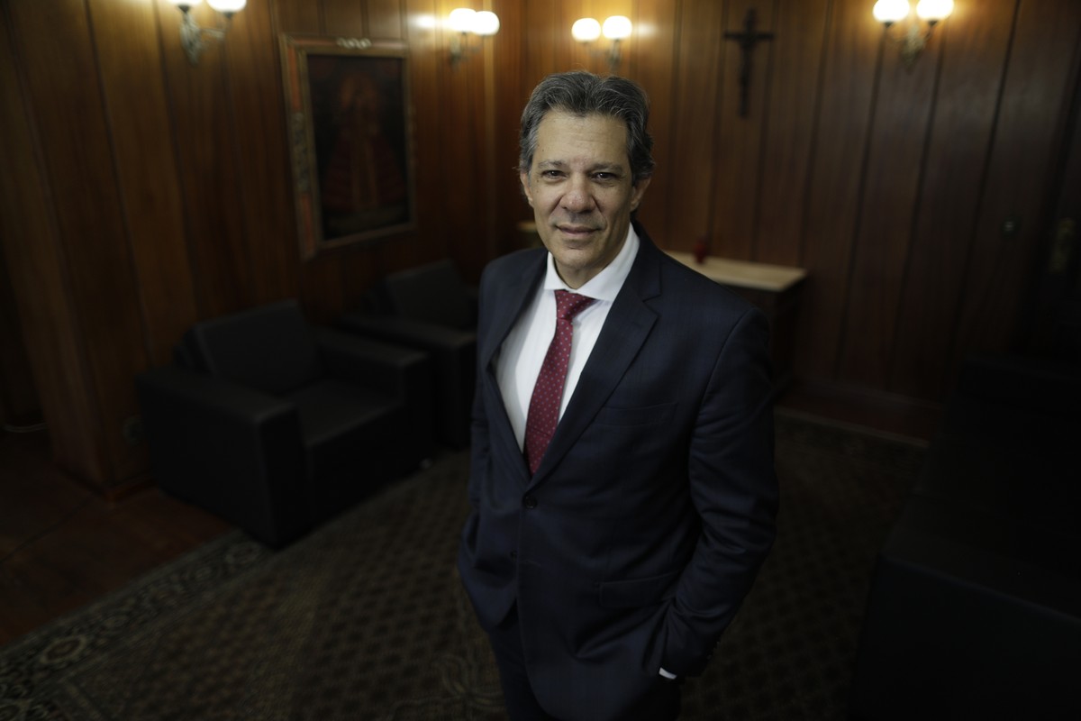 Haddad destaca que discussão sobre IOF ocorreu na mesa do presidente Lula
