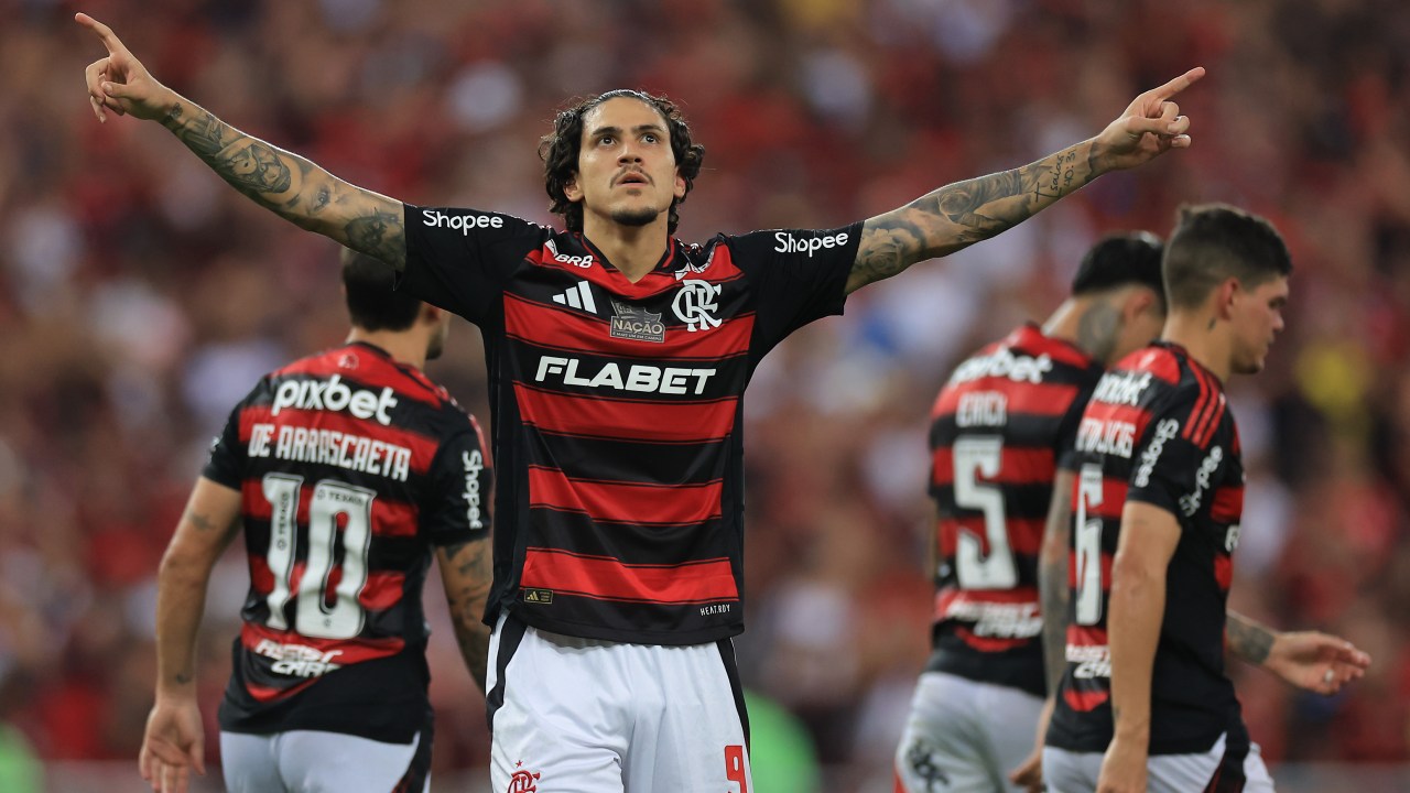 Flamengo precisa da vitória contra a LDU para seguir vivo na Copa Libertadores (Foto: Buda Mendes/Getty Images)
