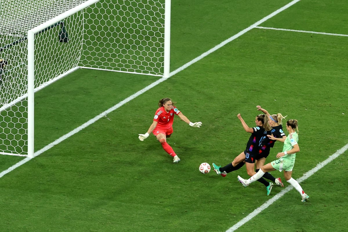 Inglaterra garante vitória emocionante e avança para a final da Eurocopa