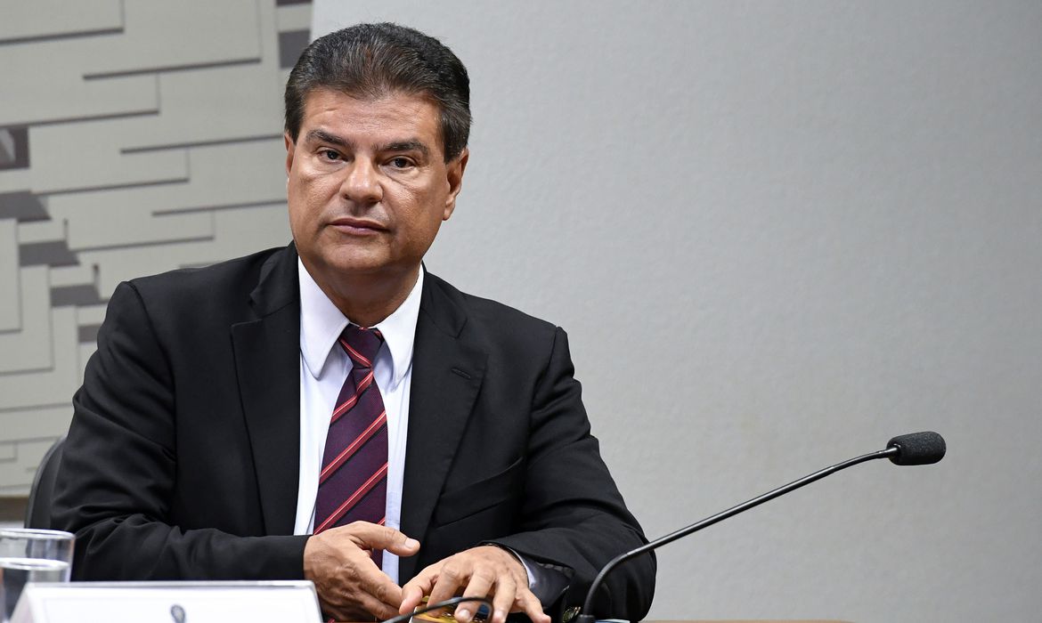 Senador Nelsinho Trad organiza comitiva para negociar tarifas com os EUA