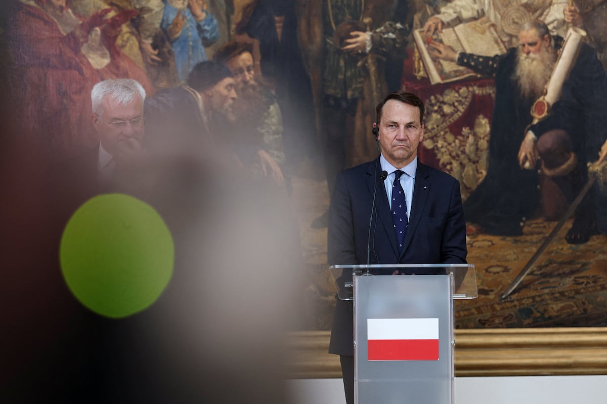Ministros da Polônia e Hungria discutem relação de Budapeste com a Rússia