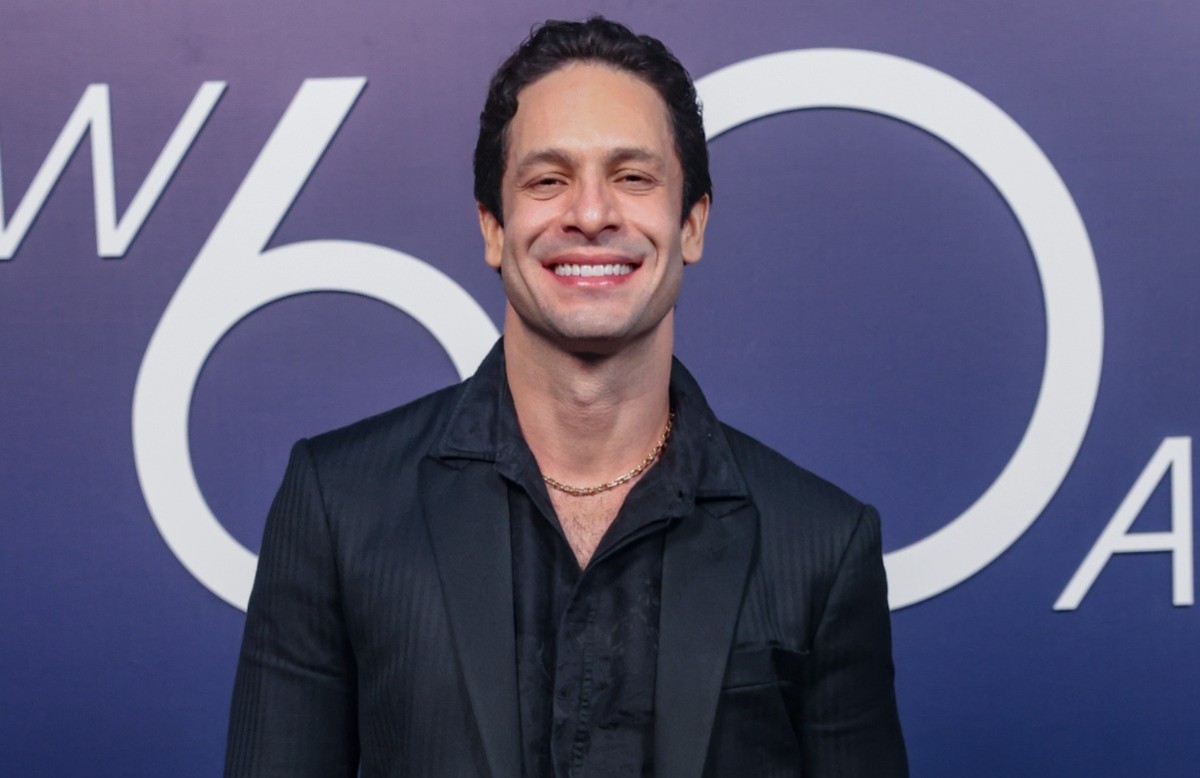 Rainer Cadete divide agenda entre 'Êta mundo melhor!' e série do Globoplay