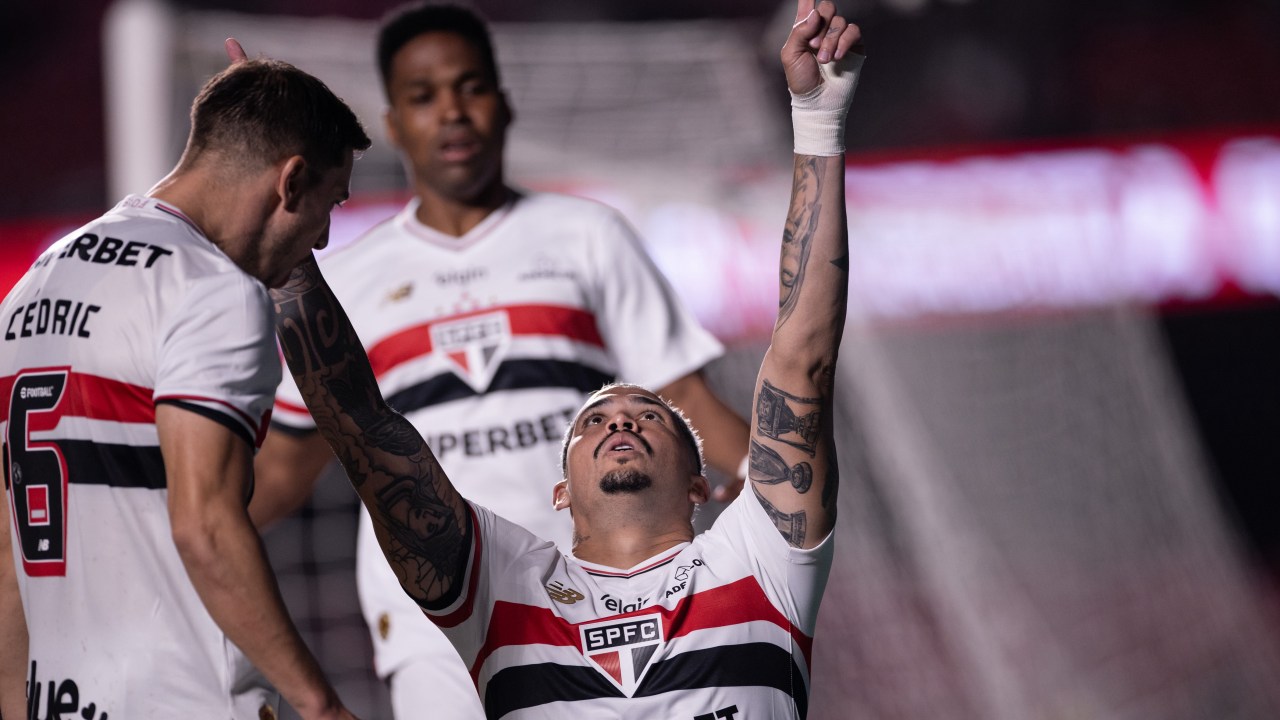 São Paulo volta a jogar no Morumbi nesta sexta-feira (Foto: Marco Galvão/Sports Press Photo/Getty Images)