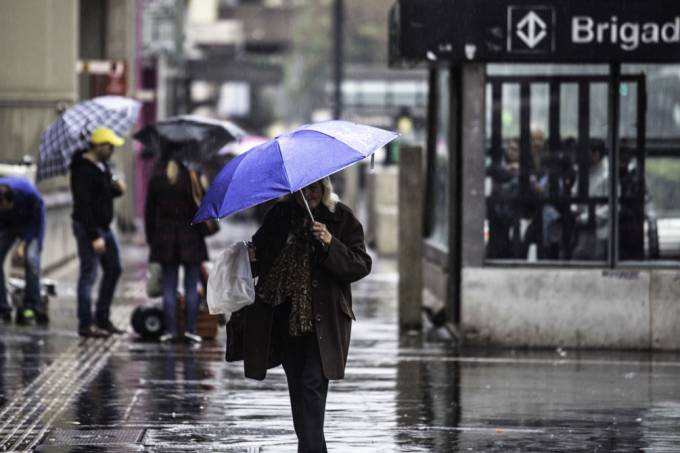 Frio intenso chega ao Sudeste e afeta a previsão do tempo em dez capitais