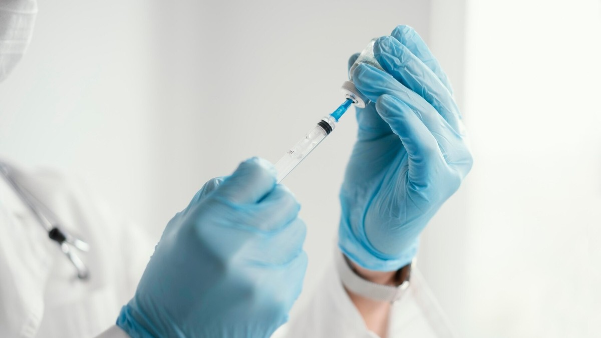 Brasil inaugura primeiro centro de mRNA para vacinas e medicamentos inovadores