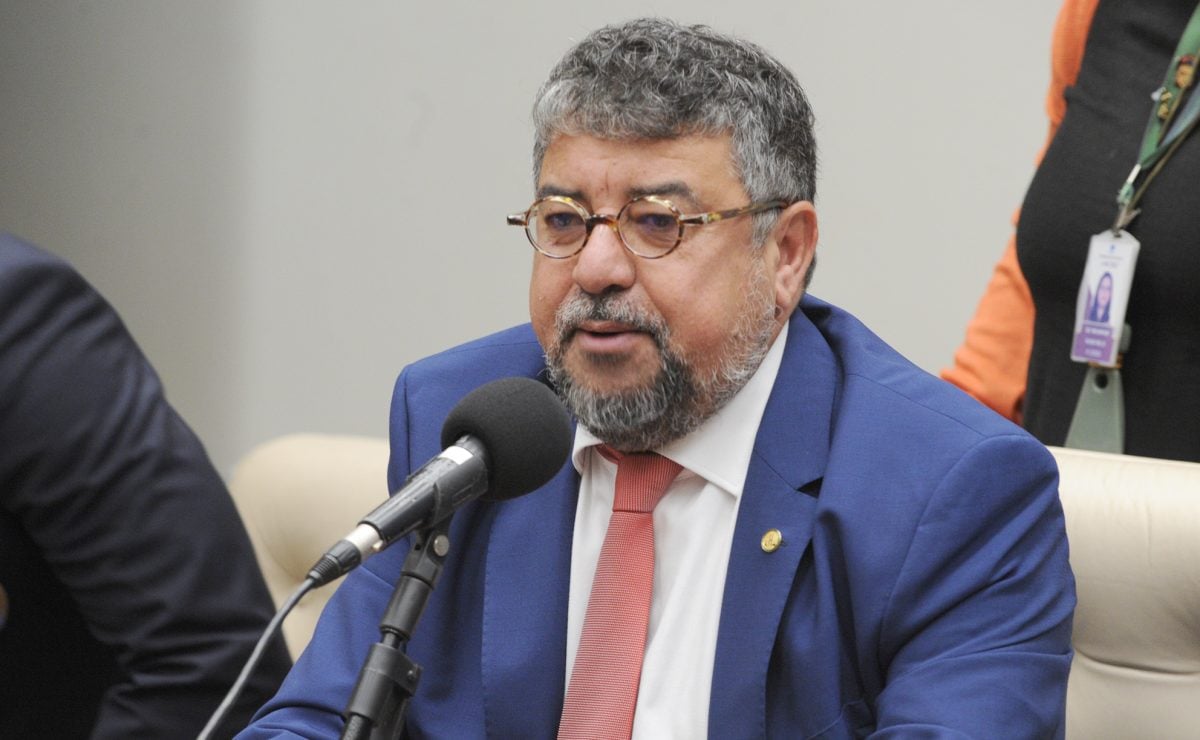 Washington Quaquá anuncia candidatura à presidência do PT em oposição à CNB