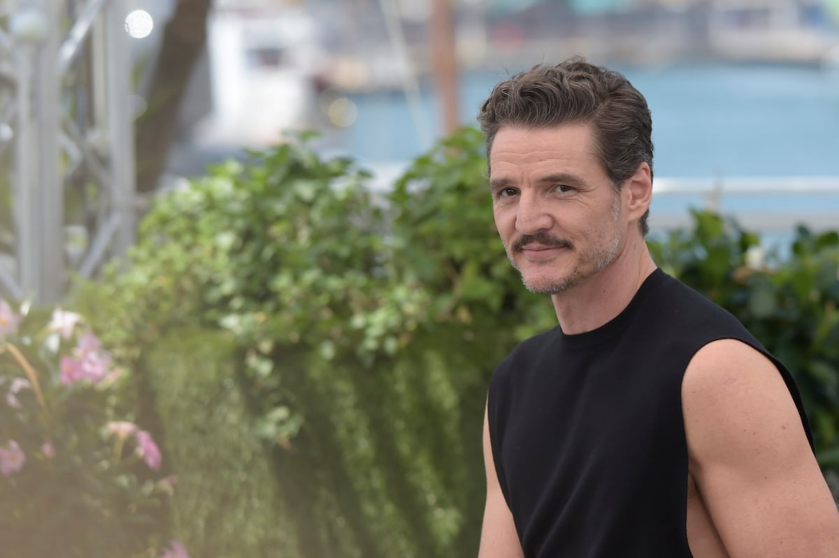 Pedro Pascal encanta fãs com seu talento e carisma inigualáveis