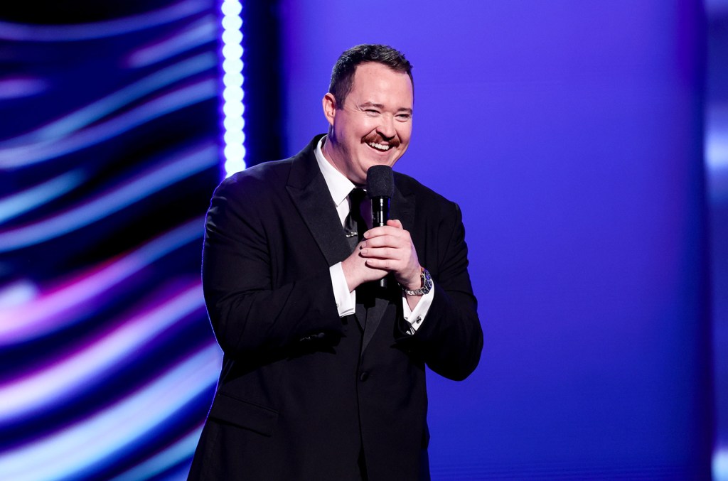 Shane Gillis apresenta suas melhores piadas durante o prêmio ESPY