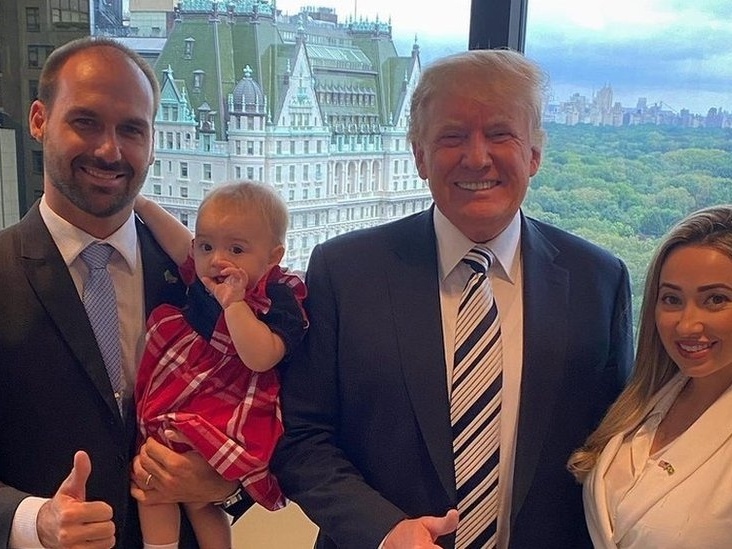 Trump faz anúncio genérico que pode impactar Moraes, afirma advogada