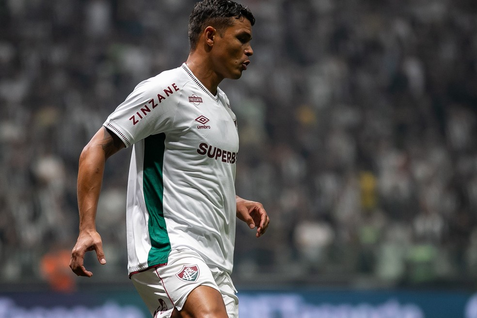 Thiago Silva em Atlético-MG x Fluminense (Foto: Gilson Lobo/AGIF)
