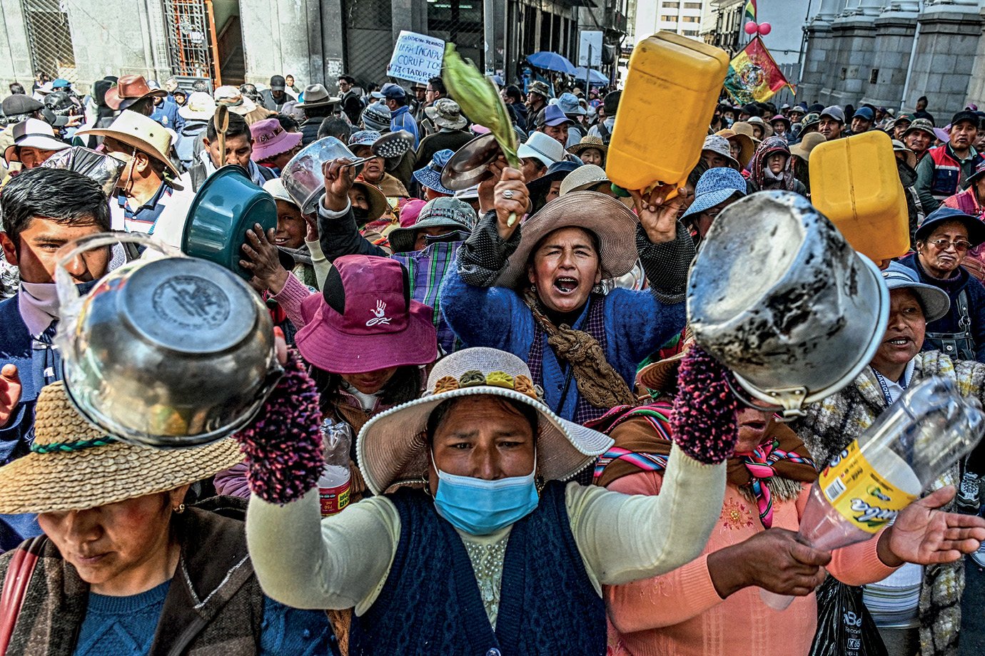 Bolívia enfrenta crise econômica e divisão na esquerda antes das eleições de agosto