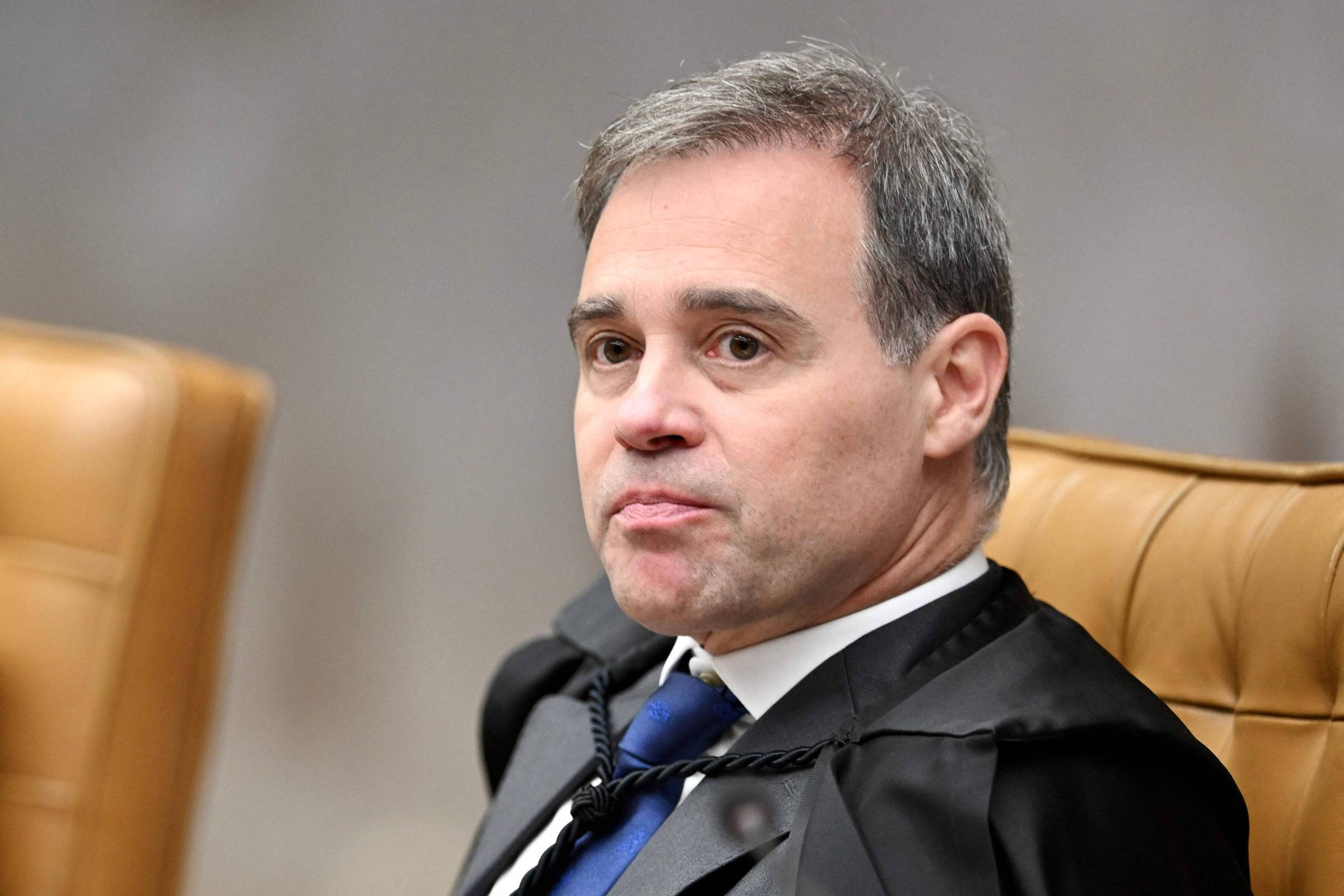 Ministro do STF e líderes do INSS recebem bônus bilionários em 2023