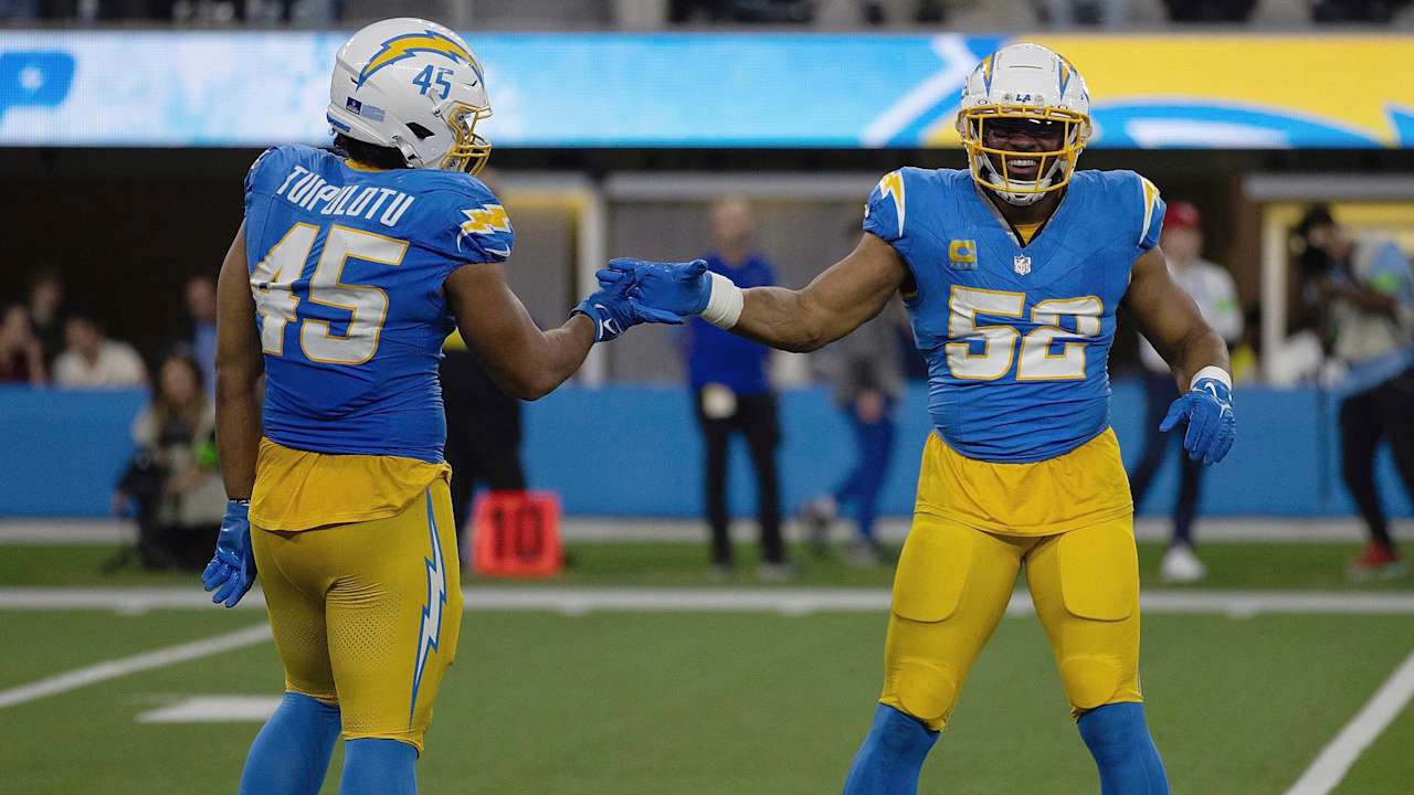 Tuli Tuipulotu busca replicar desempenho de Khalil Mack como titular dos Chargers