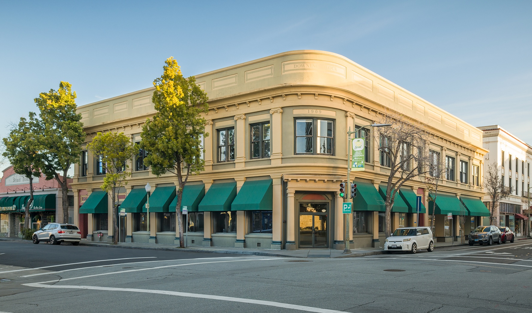 Galleristas da geração millennial e Z buscam redefinir sucesso com nova galeria em Palo Alto