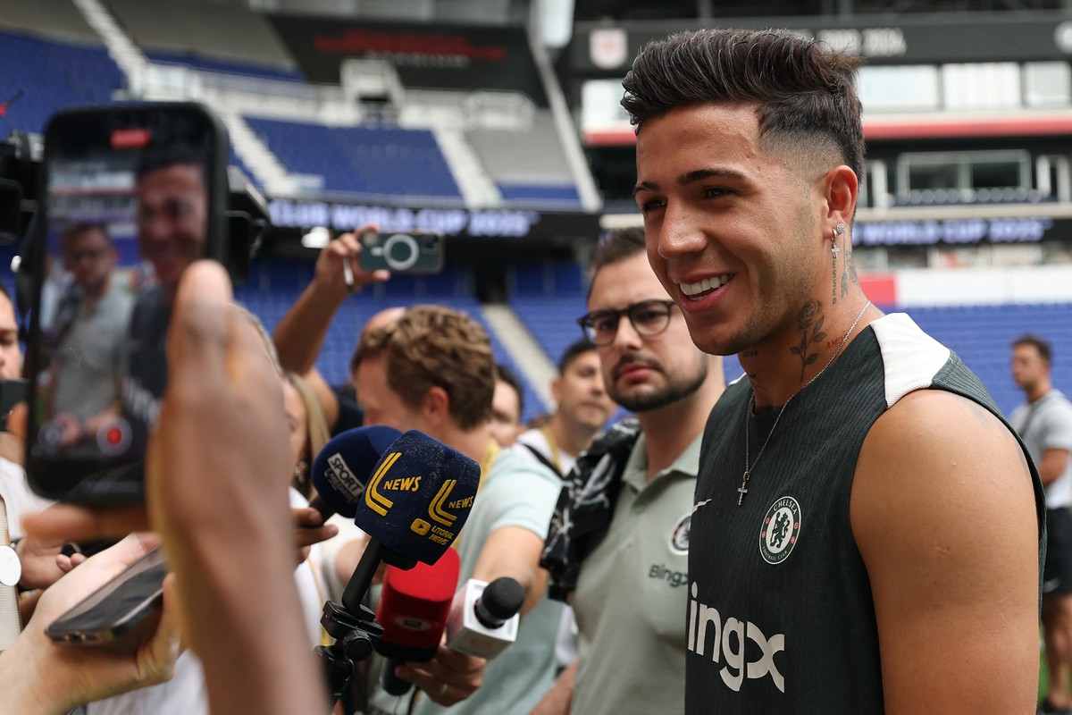 Capitão do Chelsea elogia chegada de João Pedro e destaca desempenho do PSG