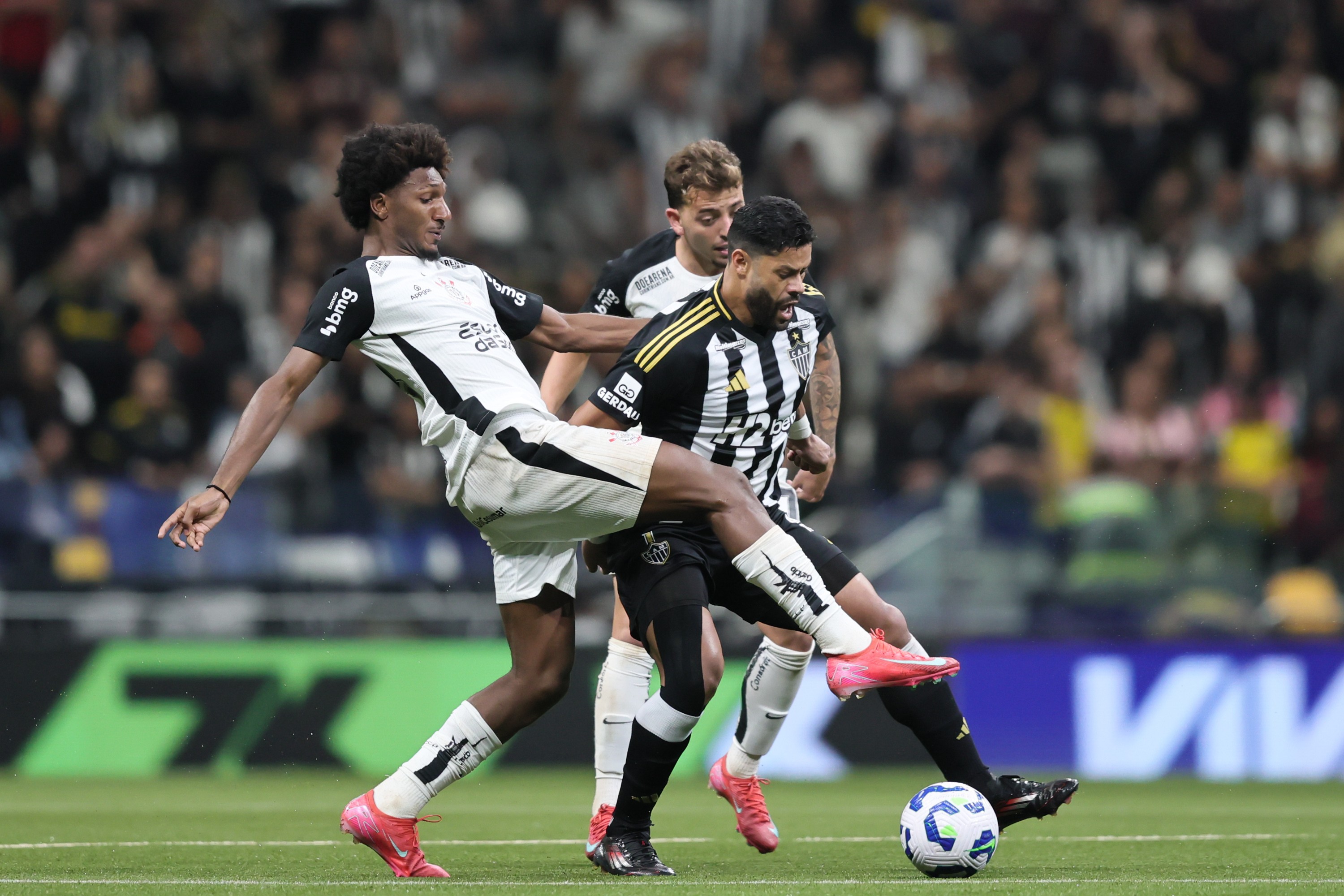 Atlético-MG empata e vê sonho do G-6 mais distante na tabela do campeonato
