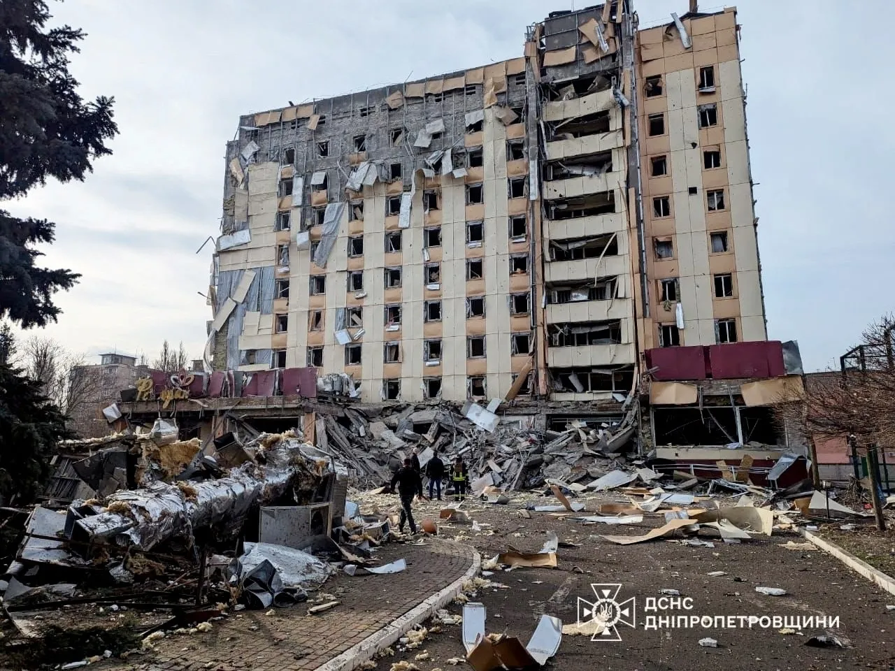 Rússia é acusada de bombardear hotéis para silenciar jornalistas na Ucrânia