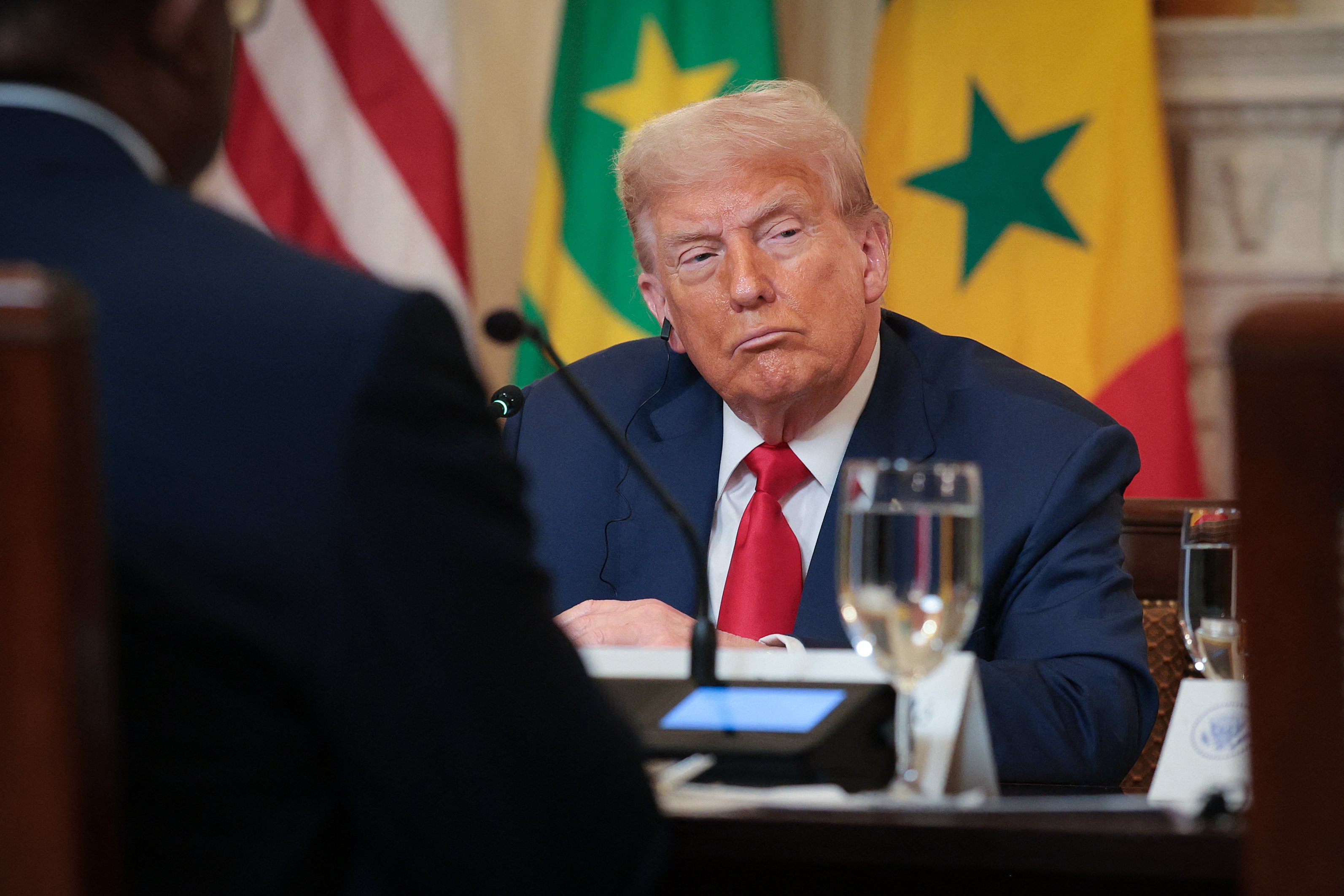 Mercados se preparam para balanços, tarifas de Trump e cúpula do G20 nesta semana