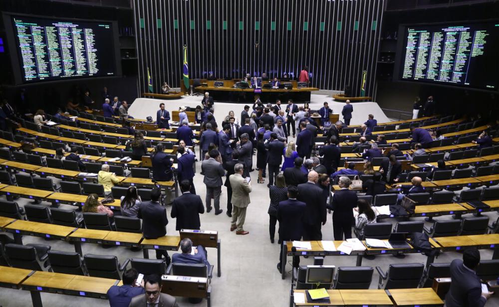 Centrão reclama de falta de ações do Planalto após nove meses de espera