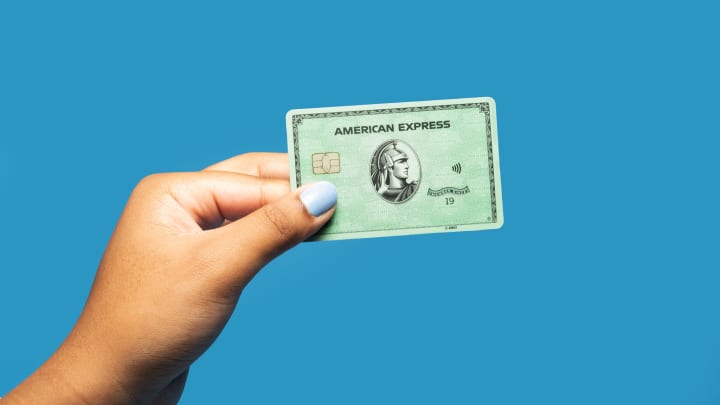 American Express é vista como uma opção resiliente em meio à desaceleração do consumo, segundo analistas