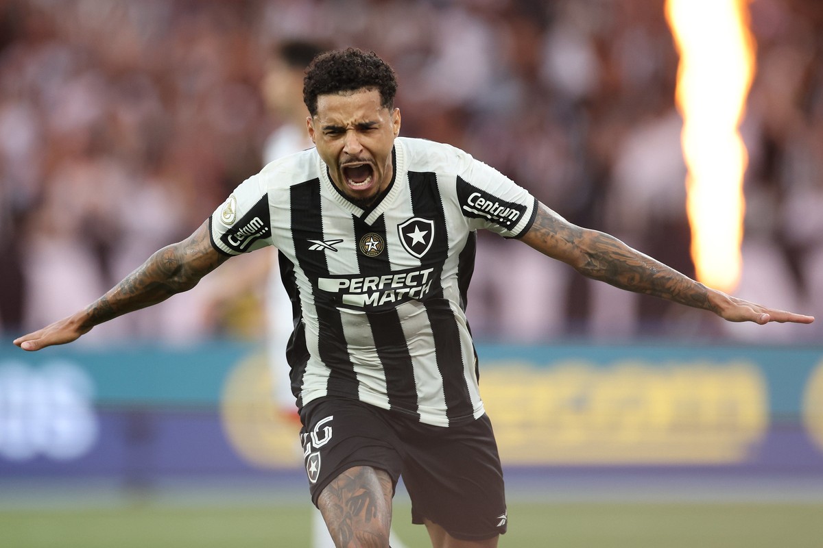 Al Rayyan confirma transferência de Gregore e volante se despede amanhã