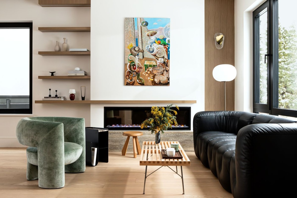 Casa canadense ganha charme com madeira de carvalho e decoração refinada