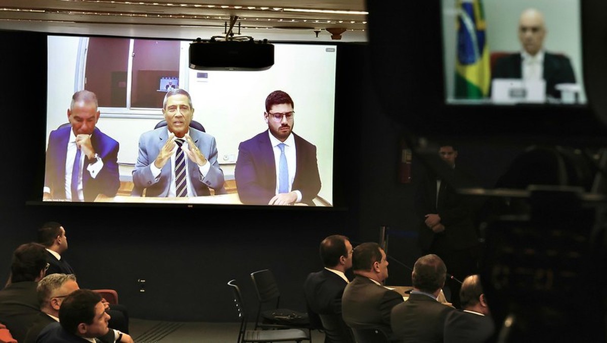 Moraes rejeita pedido de Braga Netto por prazo maior nas alegações finais
