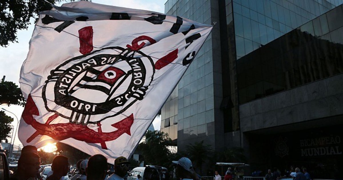 Corinthians corre risco de 'transfer ban' após não pagamento à CNRD, alerta Cuiabá