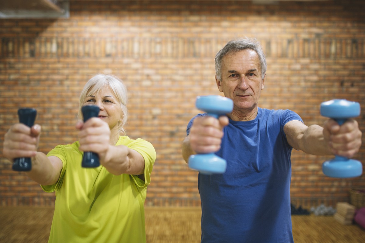 Exercícios simples ajudam a eliminar gordura abdominal após os 50 anos
