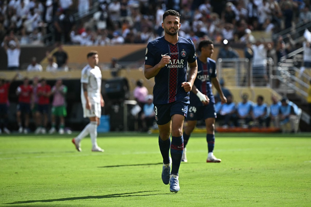 PSG altera postura no Mundial após derrota para Botafogo, afirma Gonçalo Ramos