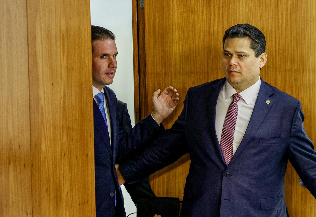 Alcolumbre pressiona por votação da anistia antes do recesso parlamentar