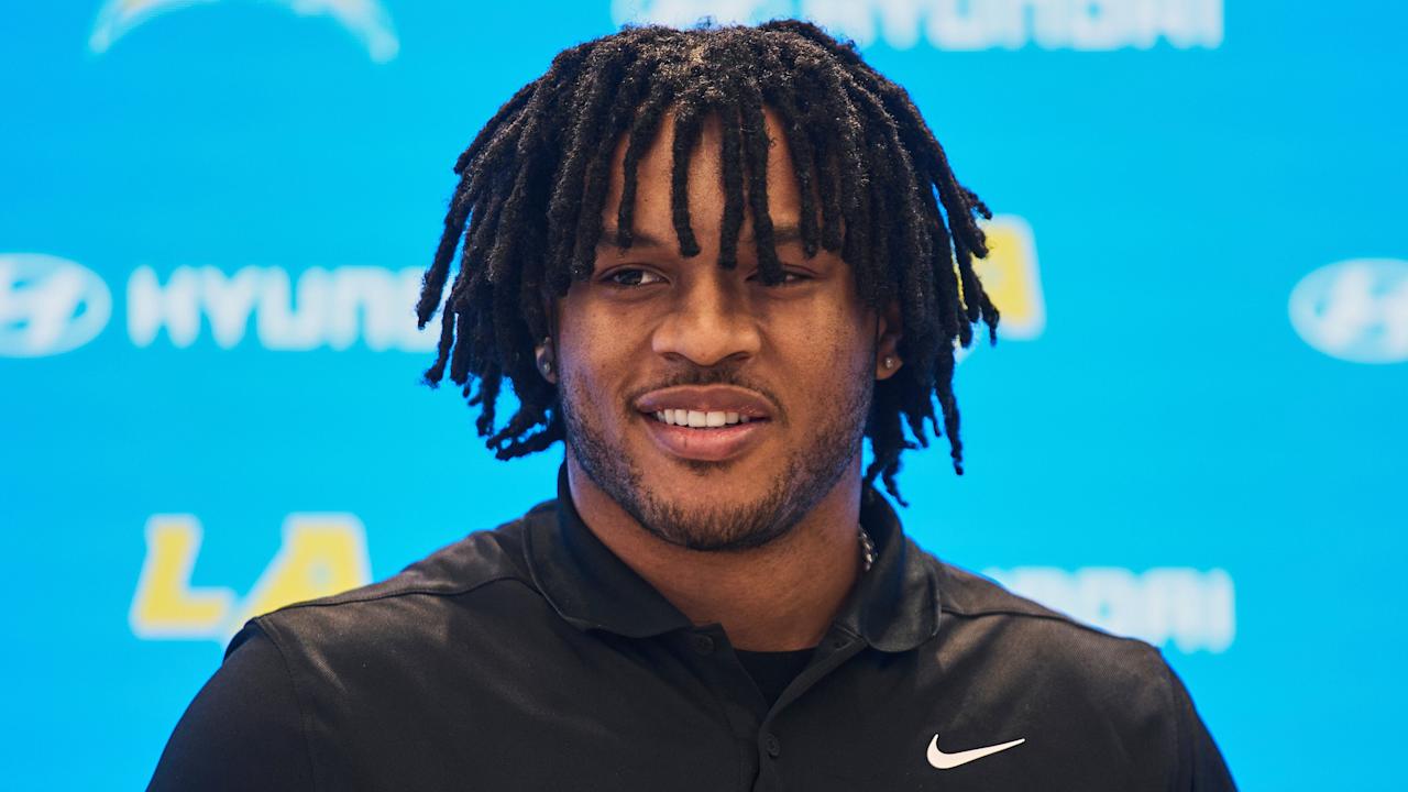 Chargers formam dupla poderosa com Najee Harris e Omarion Hampton no ataque
