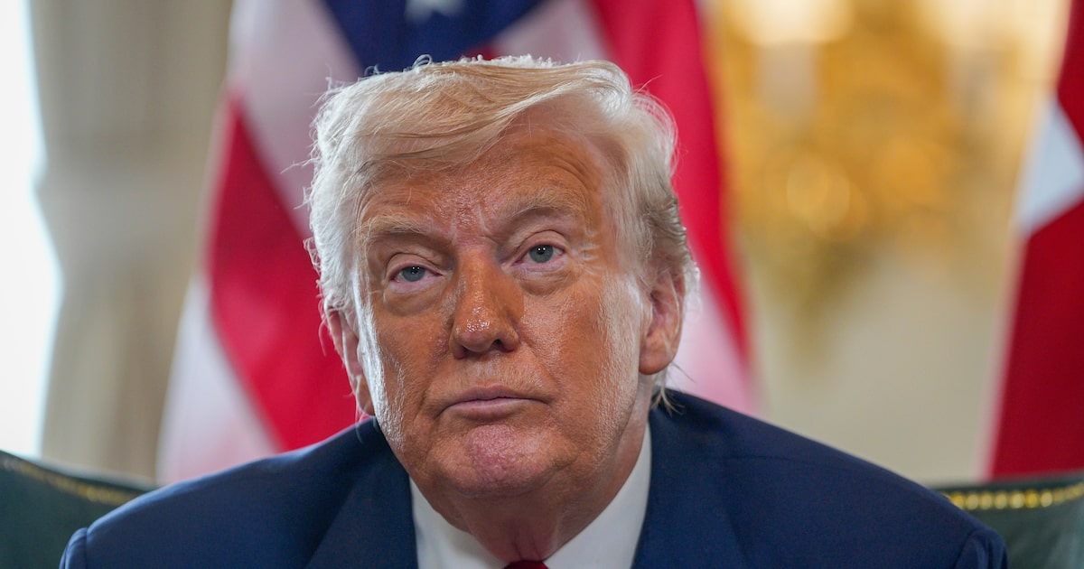 Políticos de esquerda e direita reagem ao aumento de tarifas de Trump