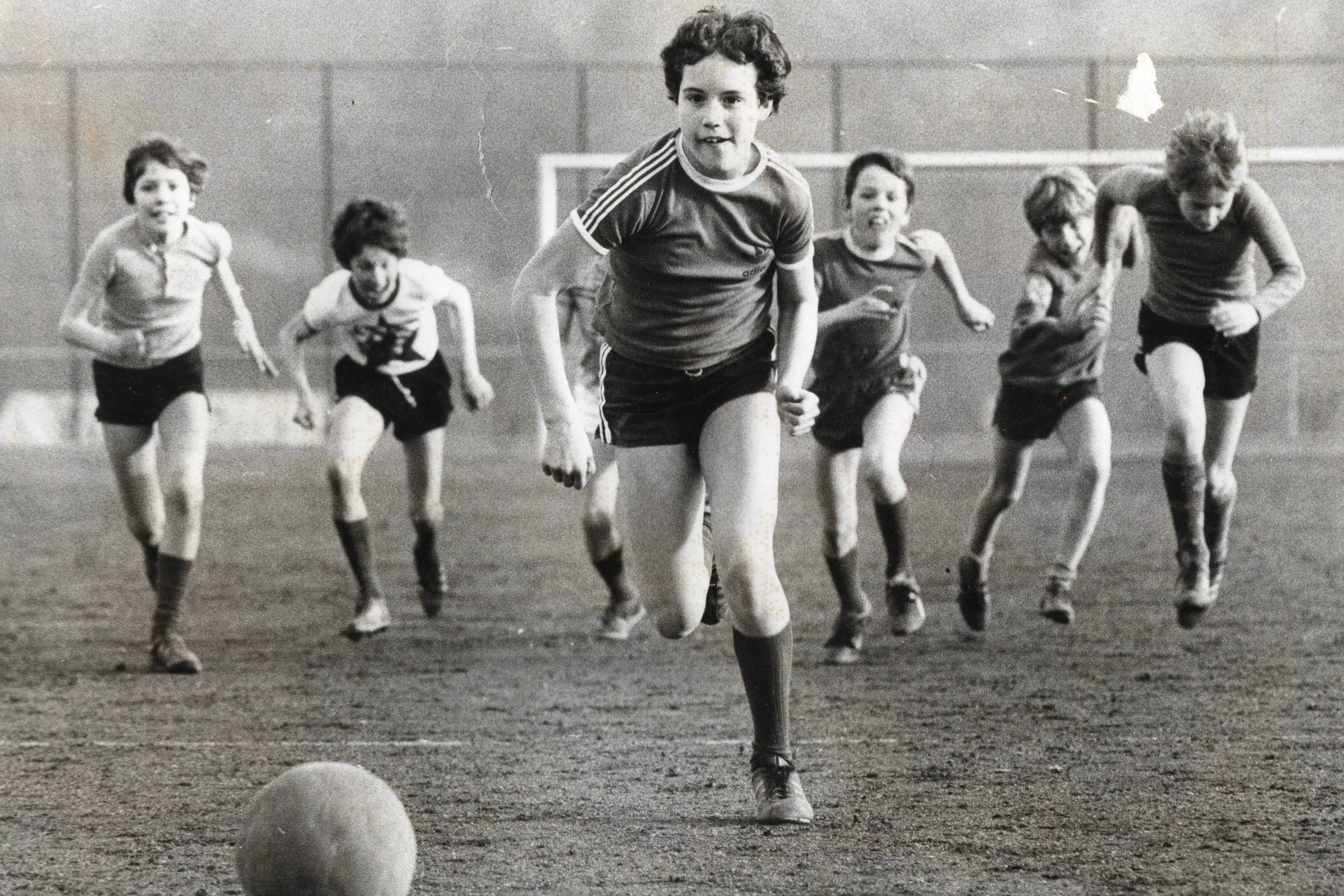 A jogadora de futebol Birgit Bormann no documentário 'Girls Can't Kick It' (Foto: Divulgação)