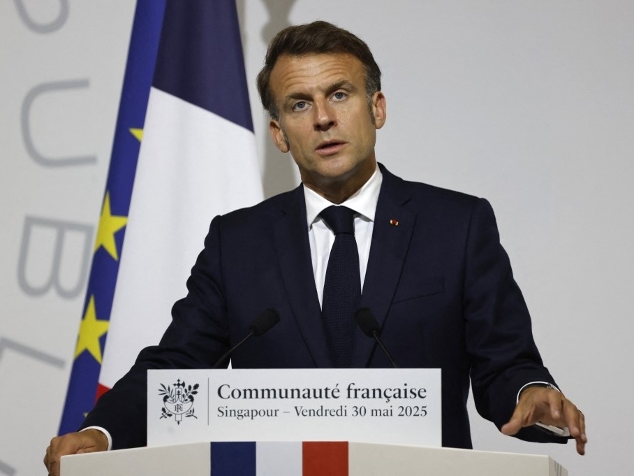 Macron anuncia proibição de redes sociais para menores de 15 anos na França