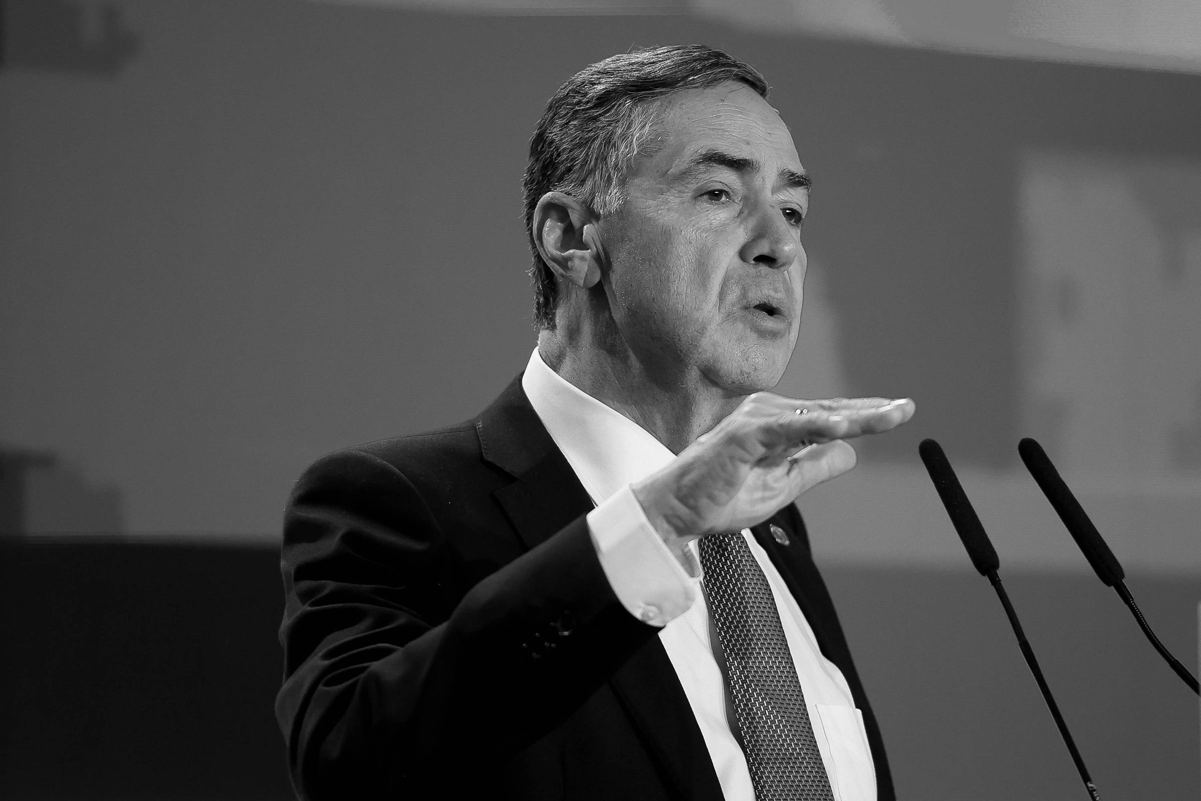 Supremo Tribunal Federal debate aumento de pena para crimes contra a honra de servidores
