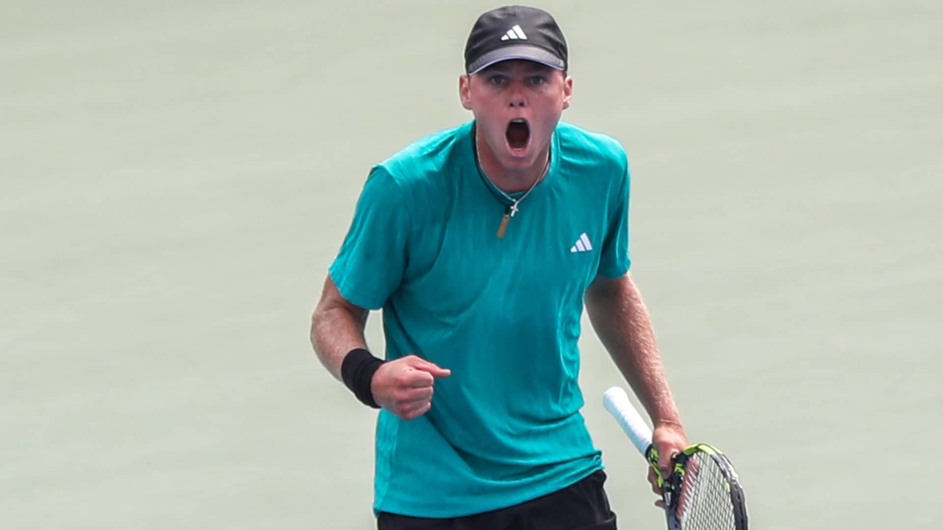 Michelsen vence Musetti em Toronto, enquanto Khachanov e Ruud se enfrentam
