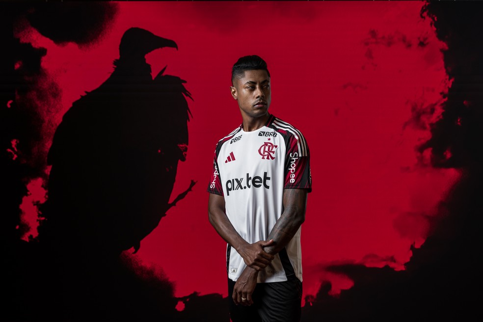 Flamengo lança novo uniforme para a temporada 2025 (Foto: Divulgação)