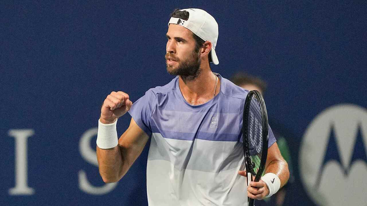 Khachanov avança para a terceira semifinal e enfrenta Zverev no torneio