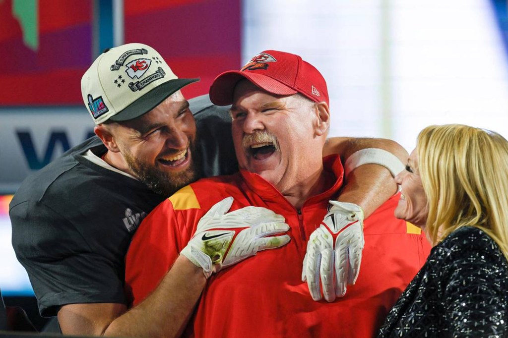 Andy Reid promete histórias divertidas se Taylor Swift e Travis Kelce se casarem